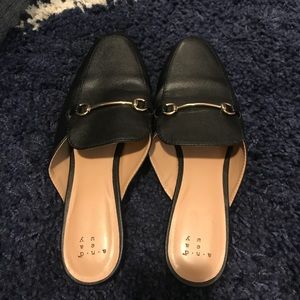 Target Shoes - Target slides Target Shoes - Target slides